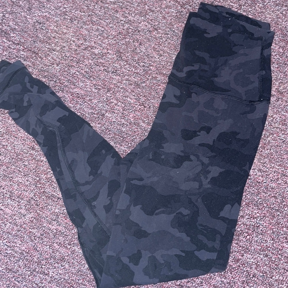 black camo leggings